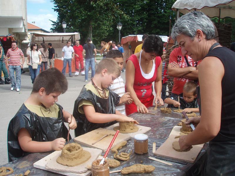 ALUMNAS DE BOO HACEN  (2).JPG